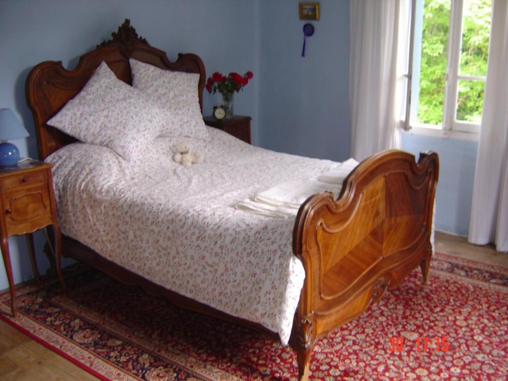 Aux Quatre Saisons Axat Bed and Breakfast Camera foto