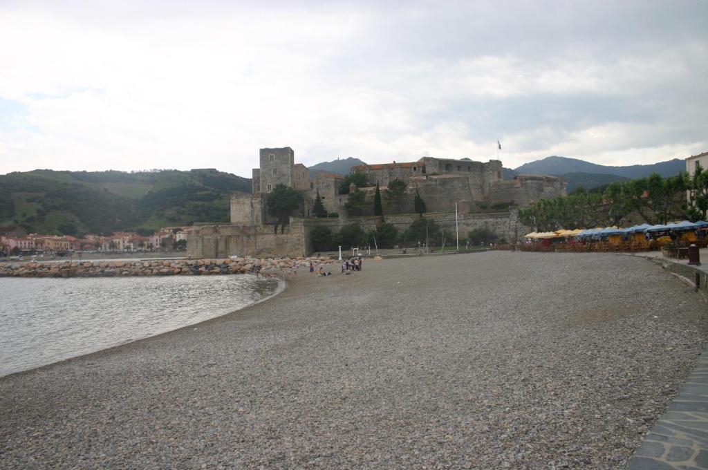 Aux Quatre Saisons Axat Bed and Breakfast Esterno foto